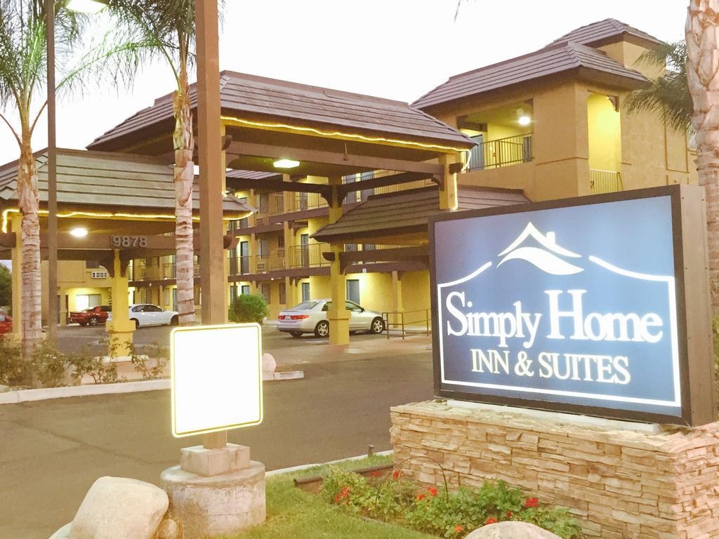 Simply Home Inn & Suites - Riverside Dış mekan fotoğraf