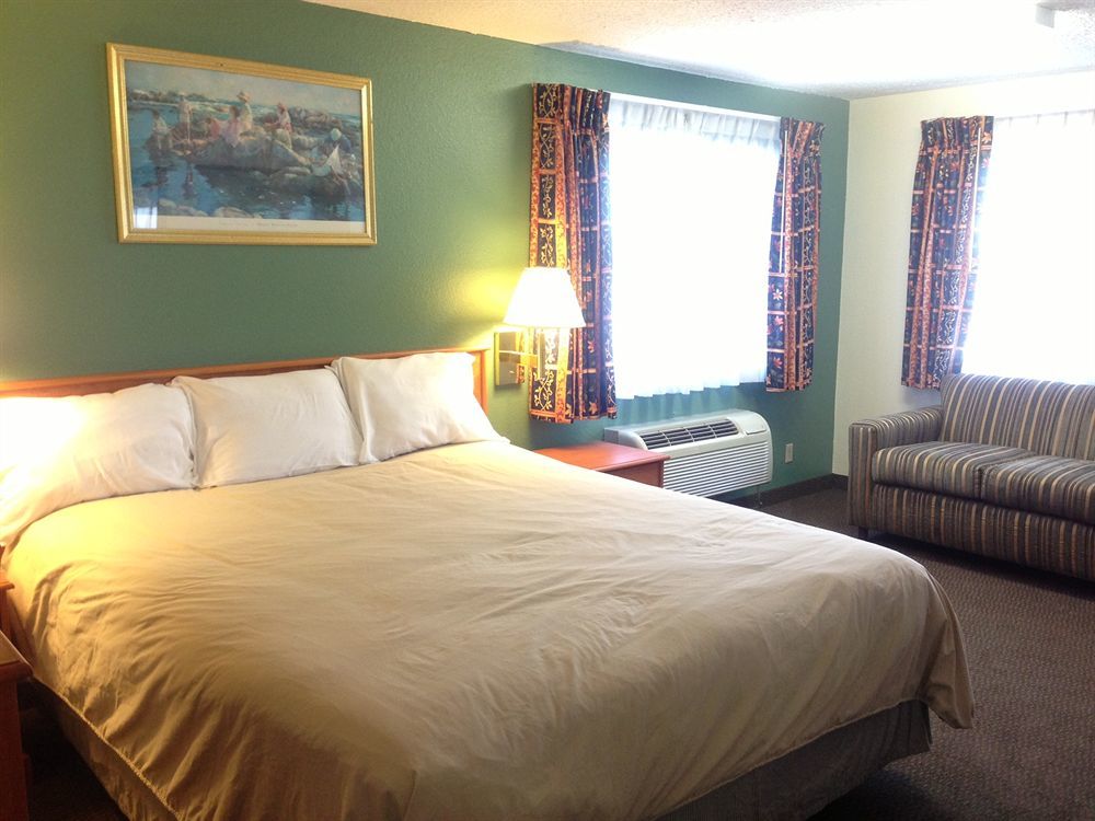 Simply Home Inn & Suites - Riverside Dış mekan fotoğraf