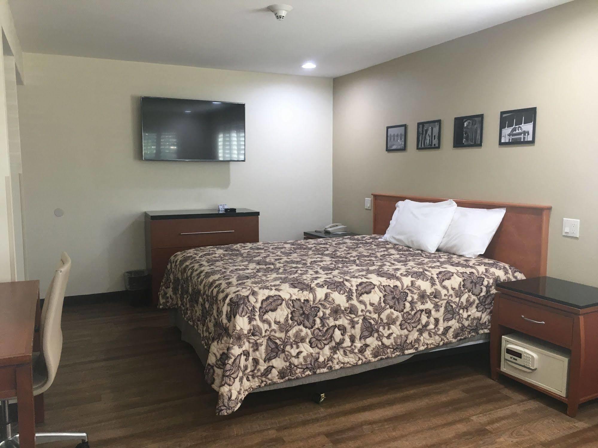 Simply Home Inn & Suites - Riverside Dış mekan fotoğraf